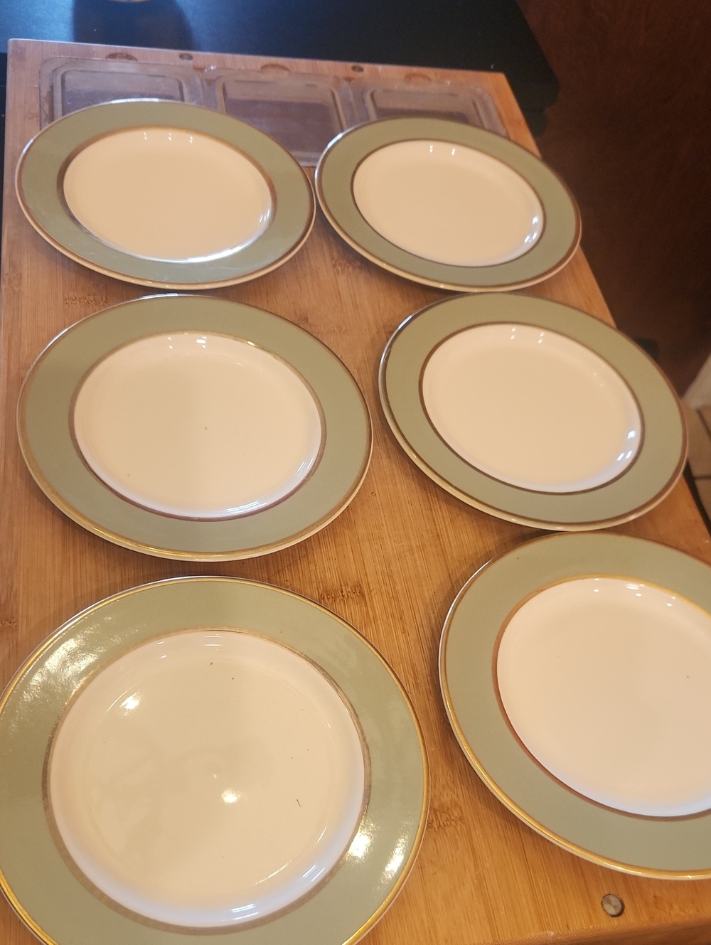 Taylor Smith Taylor Classic Heritage Green Bread Butter Plates
